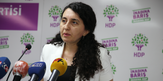 Günay: AKP, dün kendisini kapatmak için kampanya yürütenlerle bugün partimizi kapatmak için ortak kampanya yürütüyor