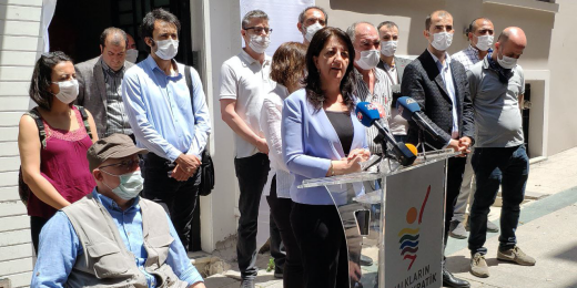 Buldan: Demokrasi yürüyüşümüz sadece HDP’ye yönelik yapılan baskılara dair değildir