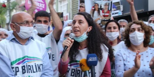 Günay: Bizler yürüdükçe Edirne’den Hakkariye köprü olduk, bu yürüyüş 82 milyonun yürüyüşüdür