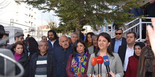Buldan: Diyarbakır’a geçiyorum çünkü kayyımların gidişini Diyarbakırdan izlemek bana büyük bir zevk verecek