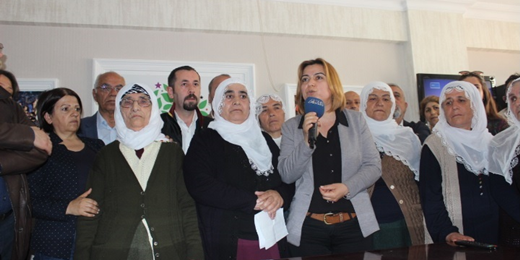 Heyetimiz Gebzede: Hükümet sanki binlerce siyasi tutsak açlık grevinde değilmiş gibi davranıyor