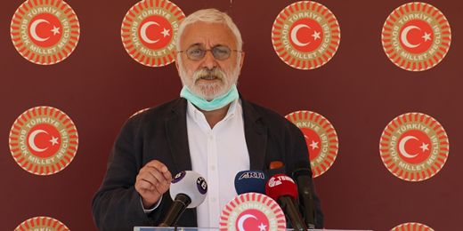 Oluç: Sosyal medyada sansürü büyütmenin faturası iktidar için çok ağır olacaktır