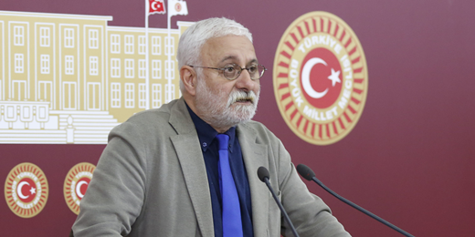 Oluç, yetkiliden yetkiliye değişen IŞİDli tutuklu ve hükümlü sayısını Fuat Oktaya sordu