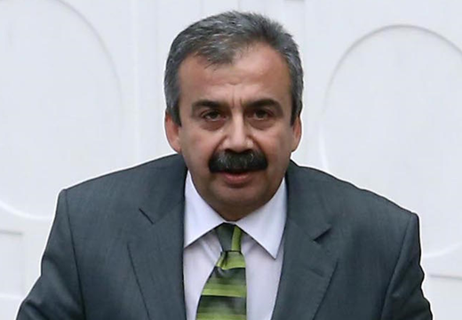 Önder: "Safkan Türk otomobili yaptık" deyip İsrailden tohum satın alıyorsunuz