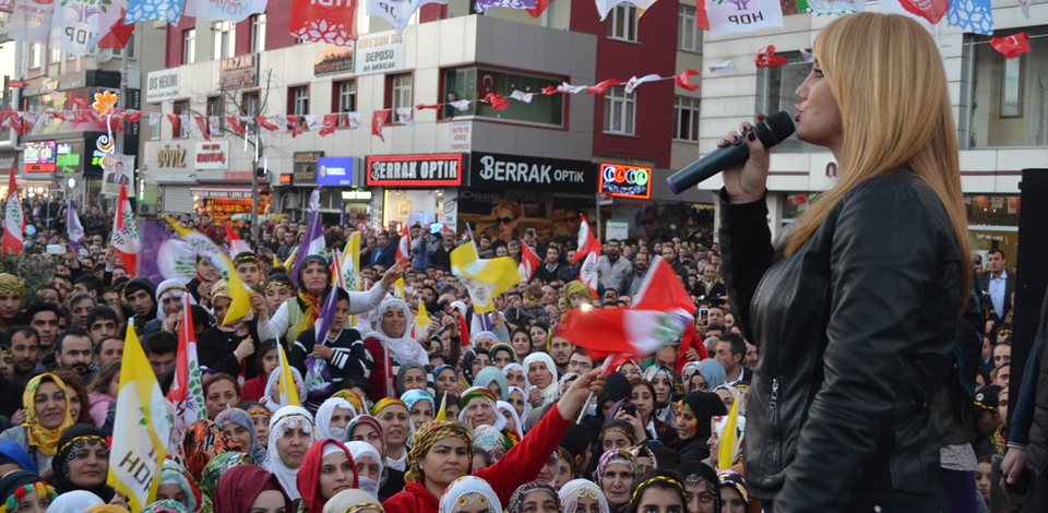 Sultanbeyli mitingi halkın büyük katılımıyla gerçekleşti