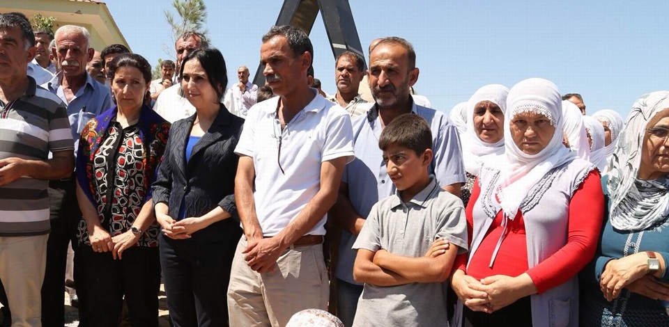 Yüksekdağ ve beraberindeki heyet Taşkının mezarını ziyaret etti