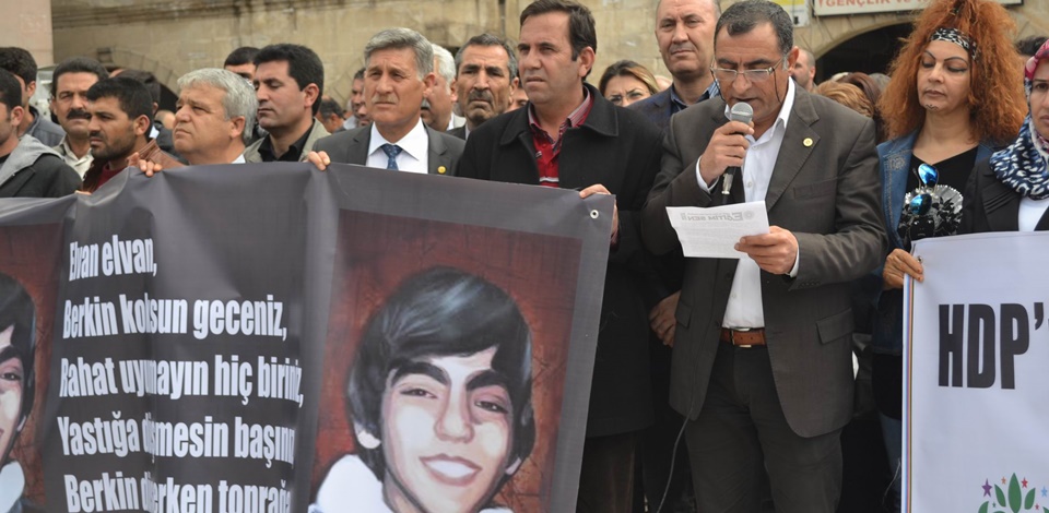Urfada HDPye yönelik ırkçı saldırılar kınandı