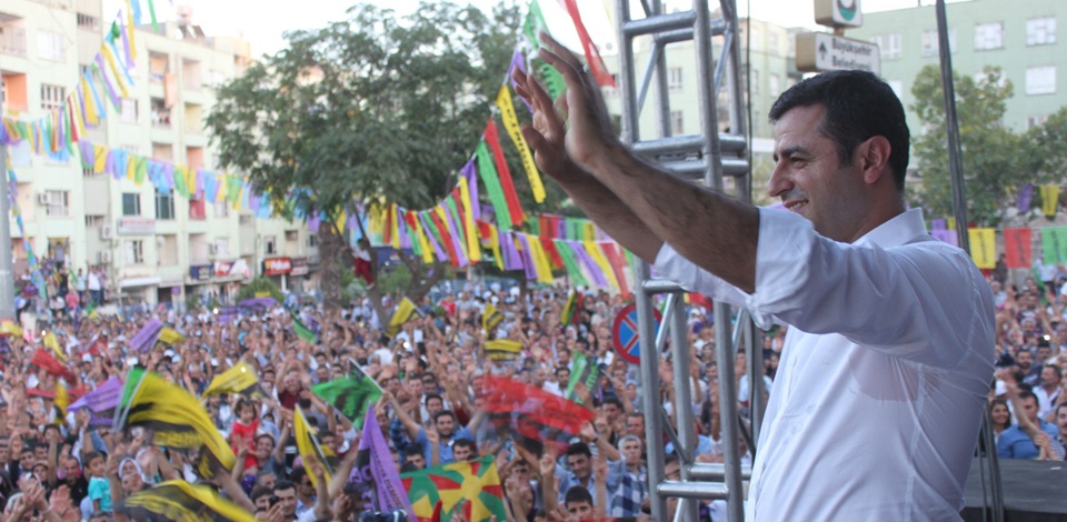 Demirtaş: Diğer adaylar barış ve özgürlüğü savunsaydı biz aday olmazdık   